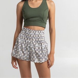 FREE PEOPLE MVMT The Way Home Printed Womens Shorts in Geo Print Medium
